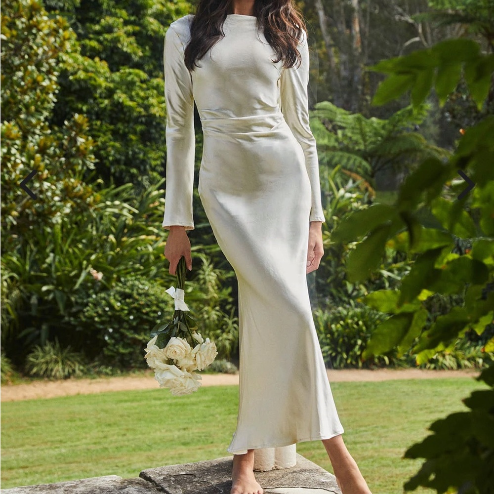 Selfie Leslie Cream Long Sleeve Dress